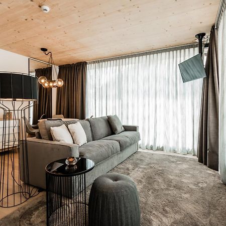 The Base Andermatt Aparthotel Стая снимка
