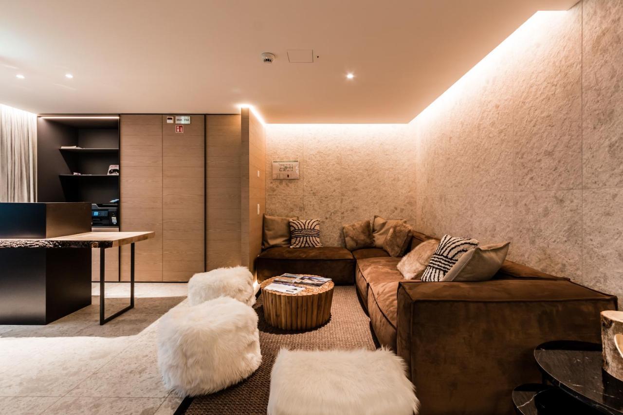 The Base Andermatt Aparthotel Екстериор снимка