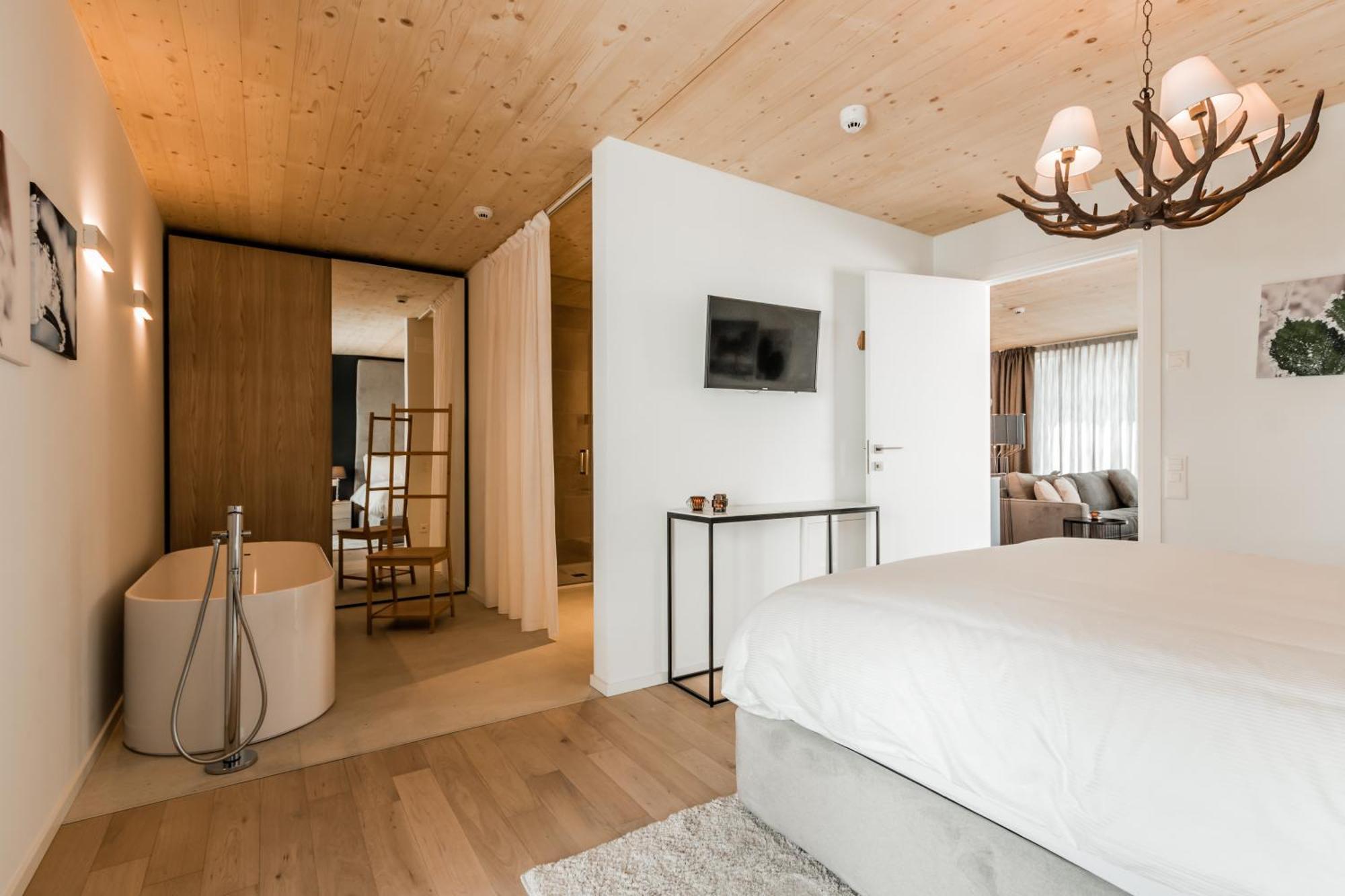 The Base Andermatt Aparthotel Стая снимка