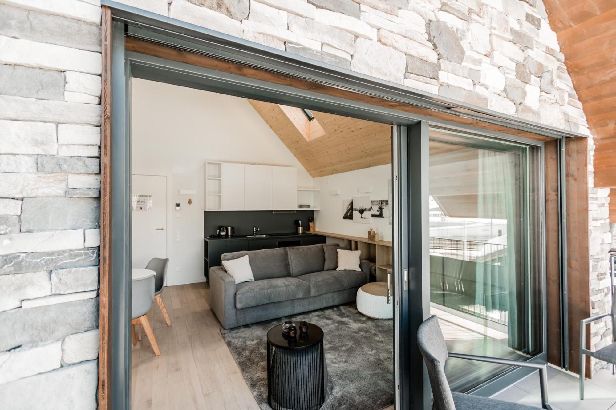 The Base Andermatt Aparthotel Стая снимка